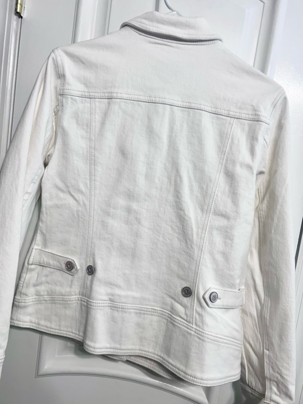Martha Stewart White Denim Jacket - Picture 4 of 7